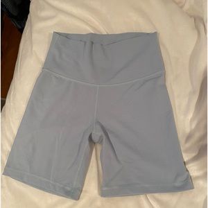 Aritiza biker shorts. 10/10 conditions. never worn. no tags